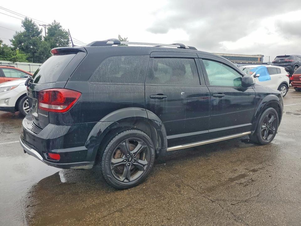 2019 DODGE JOURNEY CROSSROAD — Фото 3 из 13