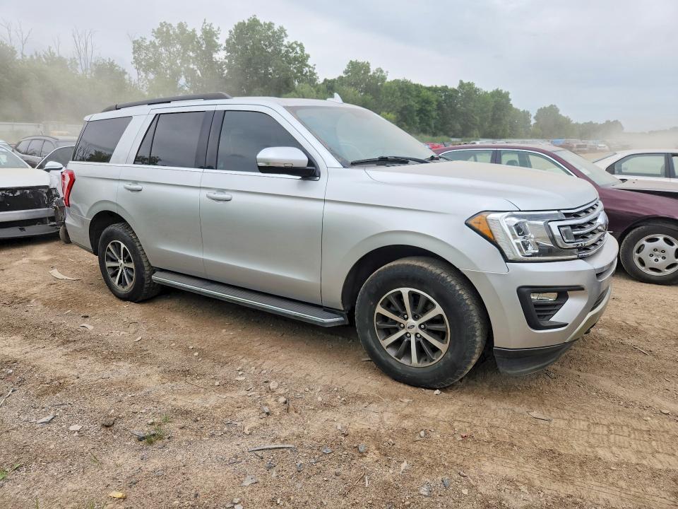 2019 FORD EXPEDITION XLT — Фото 4 из 13