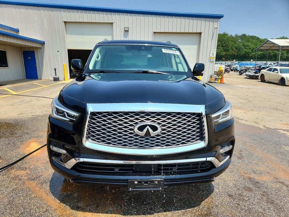 2019 INFINITI QX80 LUXE — Фото 5 из 6