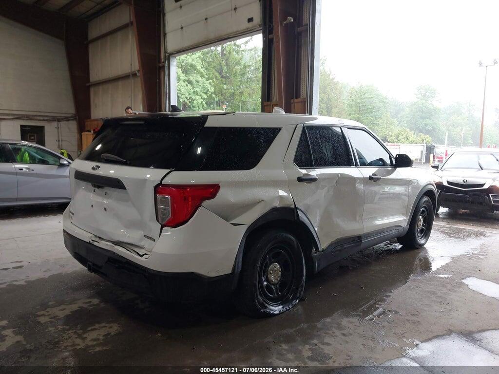 1FM5K8AB5PGA05786 2023 FORD POLICE INTERCEPTOR UTILITY photo no. 4