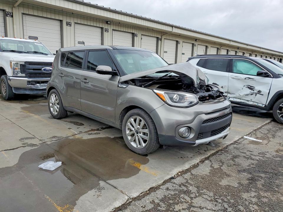 2019 KIA SOUL + — Фото 4 из 13