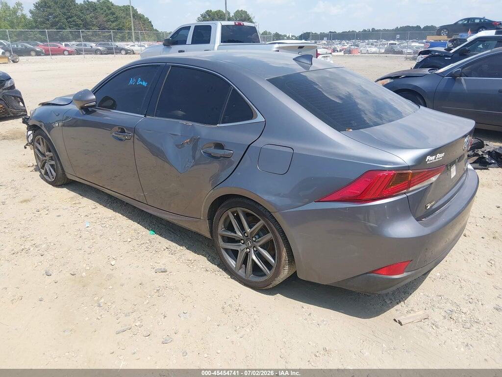 JTHBA1D20J5063657 2018 LEXUS IS 300 photo no. 3