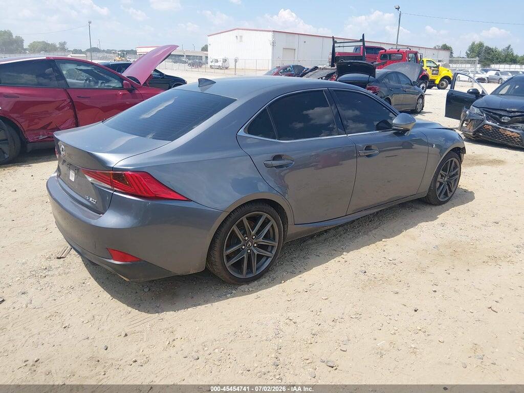 JTHBA1D20J5063657 2018 LEXUS IS 300 photo no. 4
