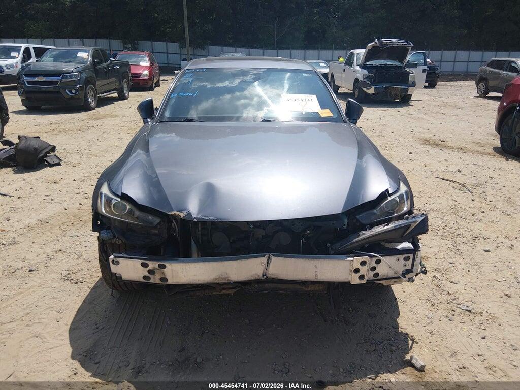 JTHBA1D20J5063657 2018 LEXUS IS 300 photo no. 6