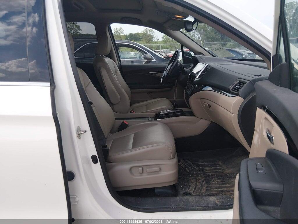 5FNYF6H97HB002235 2017 HONDA PILOT photo no. 5