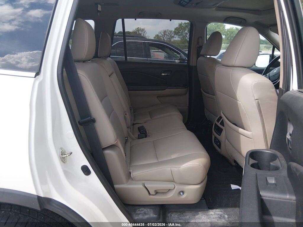 5FNYF6H97HB002235 2017 HONDA PILOT photo no. 8