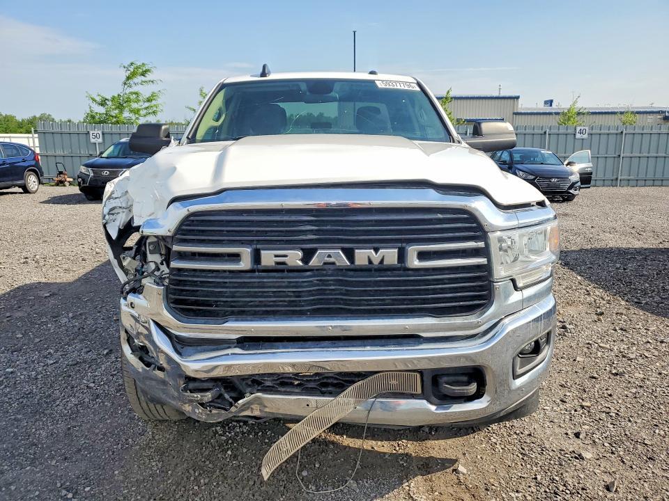 2019 RAM 2500 BIG HORN — Фото 5 из 13