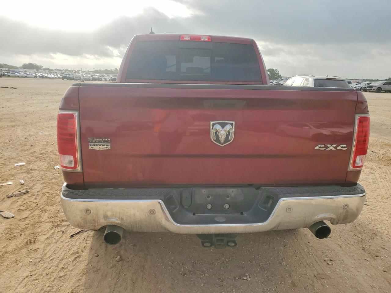 2019 RAM 1500 LARAMIE 4WD 3.0L V6 TDSL — Фото 6 из 12