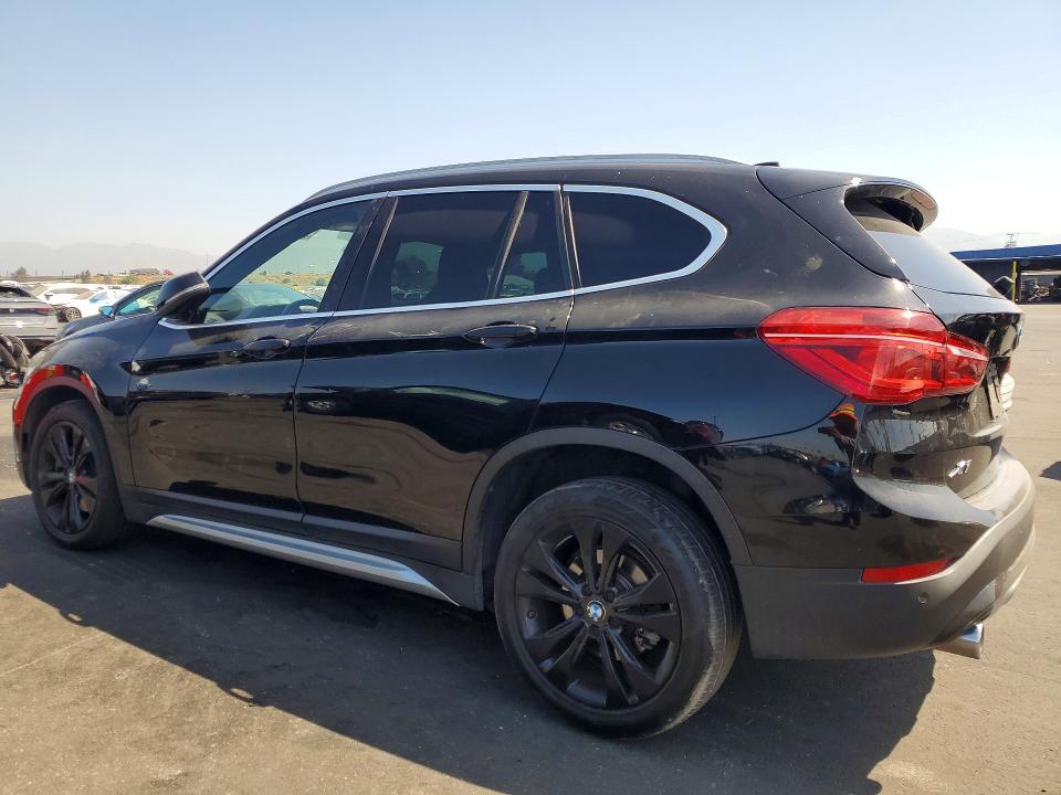 2020 BMW X1 SDRIVE28I — Фото 2 из 13