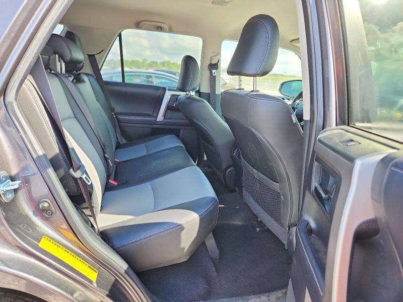 2019 TOYOTA 4RUNNER SR5 PREMIUM — Фото 11 из 13