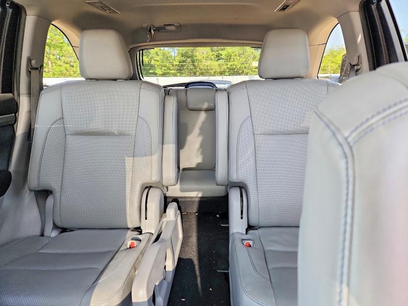 2019 TOYOTA HIGHLANDER LIMITED PLATINUM — Фото 10 из 14