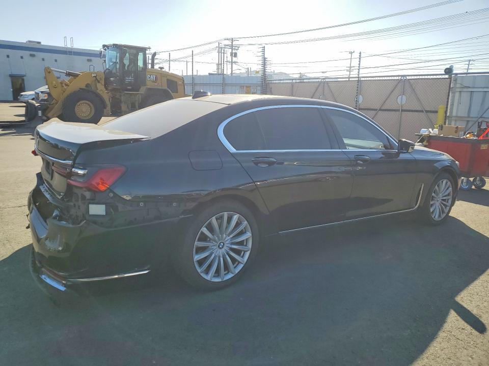 2020 BMW 740 I — Фото 3 из 12