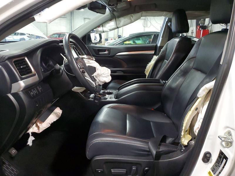 2019 TOYOTA HIGHLANDER XLE — Фото 7 из 13