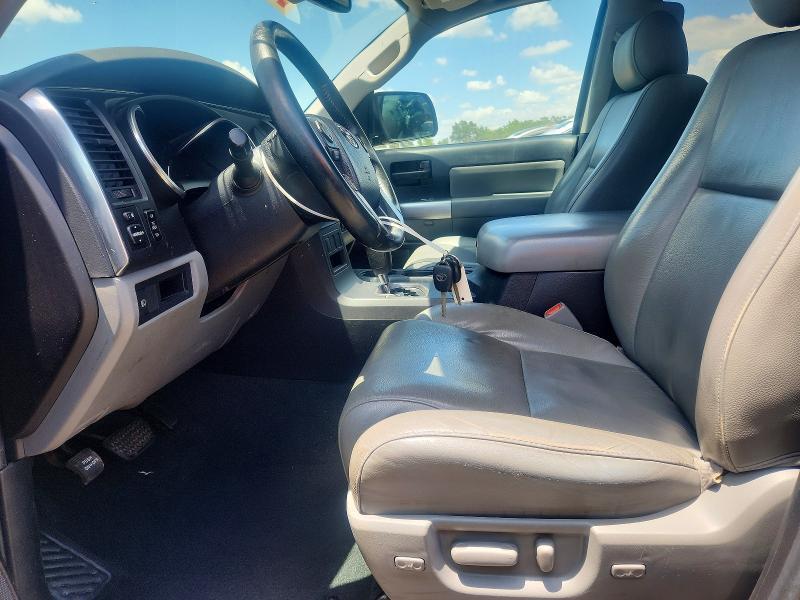 2019 TOYOTA SEQUOIA SR5 — Фото 7 из 13