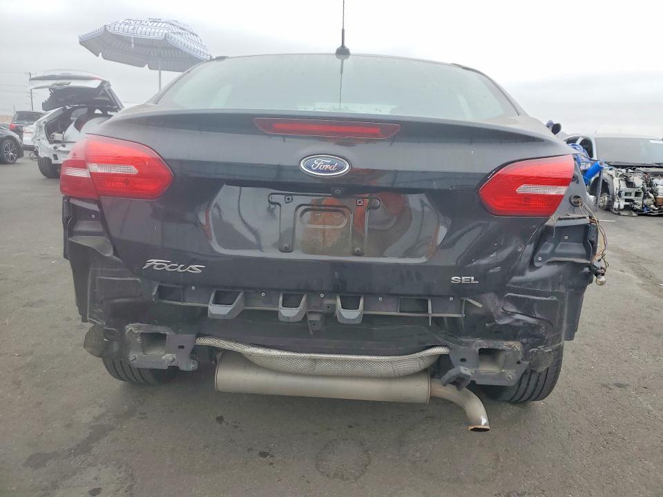 2018 FORD FOCUS SEL — Фото 6 из 12