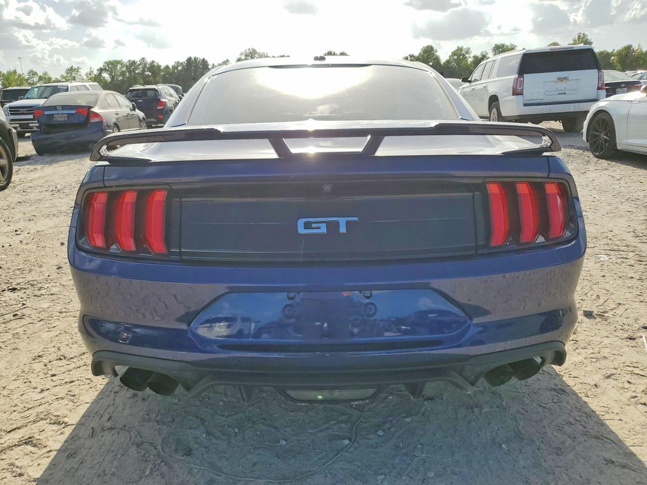 2018 FORD MUSTANG GT — Фото 6 из 12