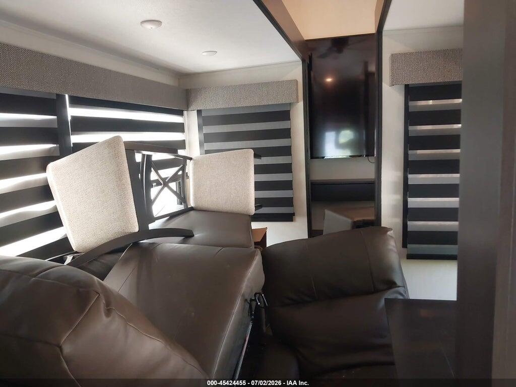 5ZT3SR1B2S6115273 2025 FOREST RIVER OTHER photo no. 11