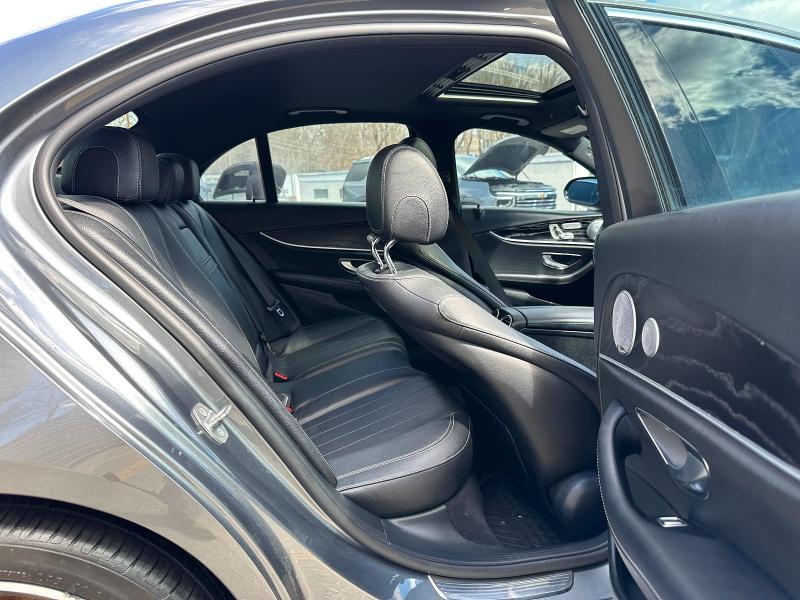 2018 MERCEDES-BENZ E 400 4MATIC — Фото 7 из 10