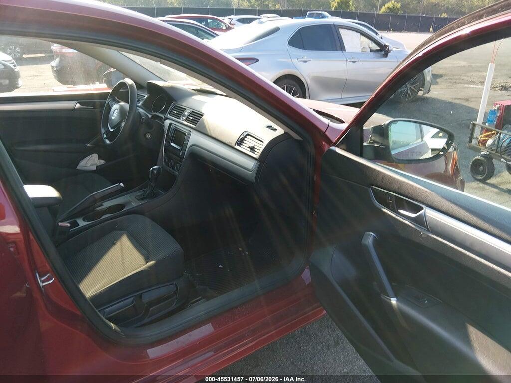 1VWAT7A38GC029328 2016 VOLKSWAGEN PASSAT photo no. 5