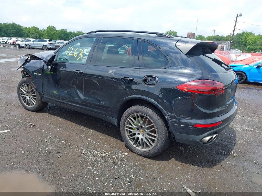 WP1AE2A24JLA72240 2018 PORSCHE CAYENNE E-HYBRID photo no. 3