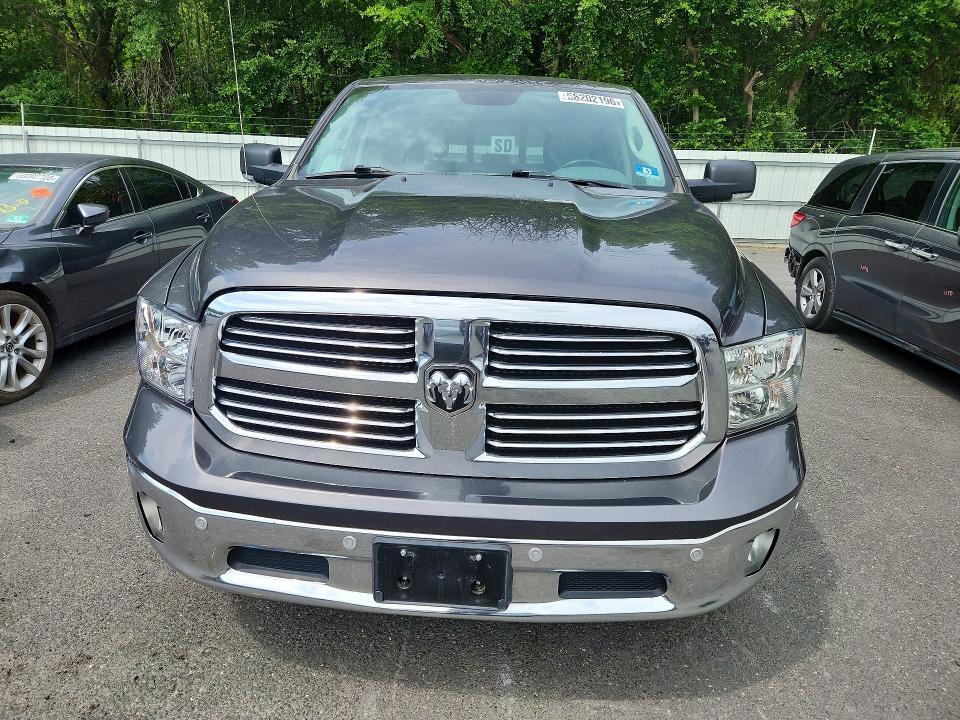 1C6RR7LT0JS284755 2018 RAM 1500 photo no. 5