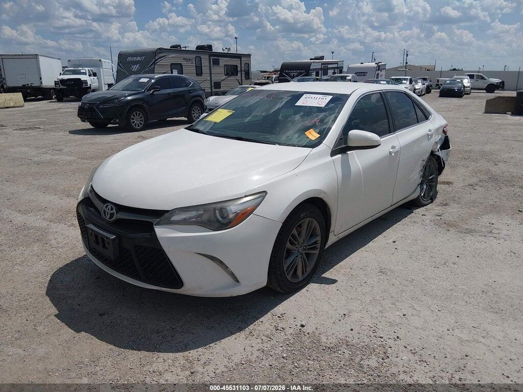 4T1BF1FK4HU403288 2017 TOYOTA CAMRY photo no. 2