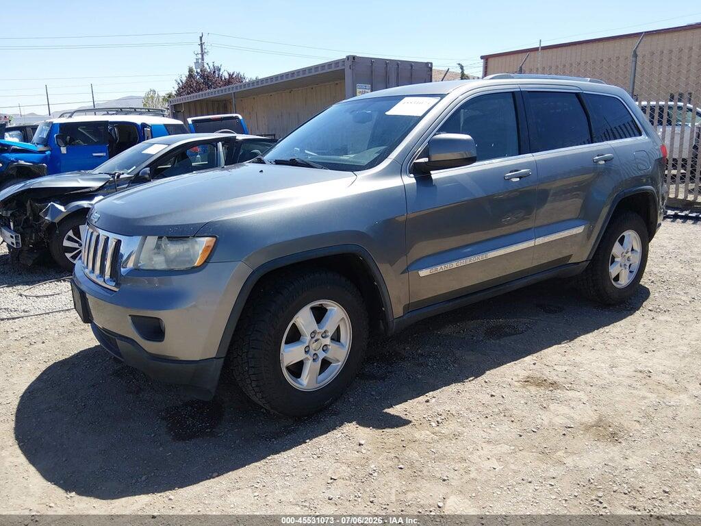 1C4RJFAG7DC507534 2013 JEEP GRAND CHEROKEE photo no. 2