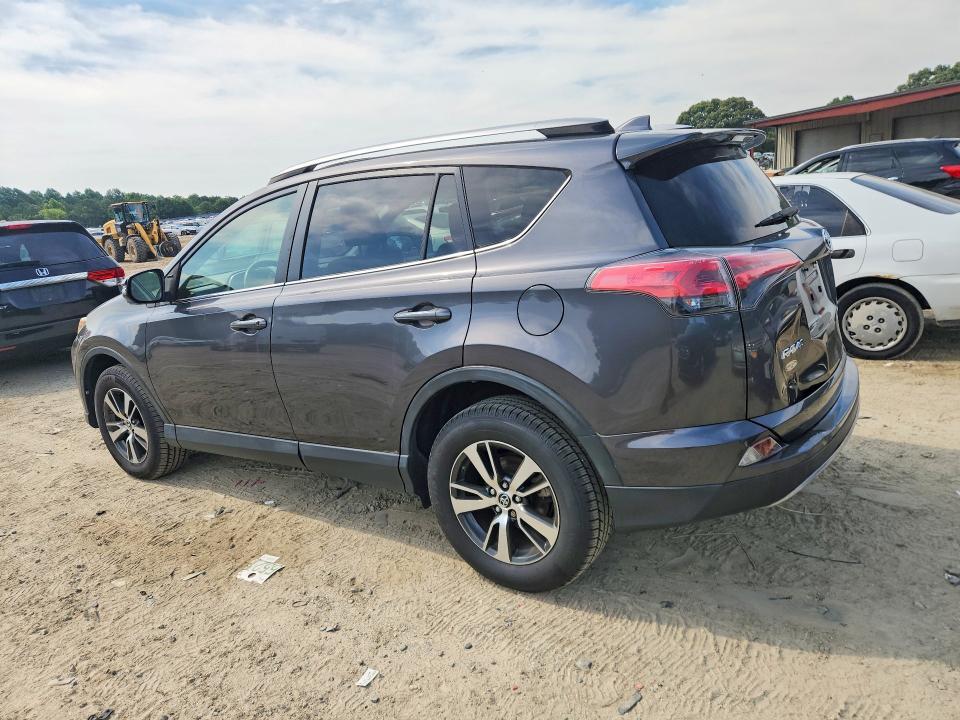 2018 TOYOTA RAV4 XLE — Фото 2 из 13