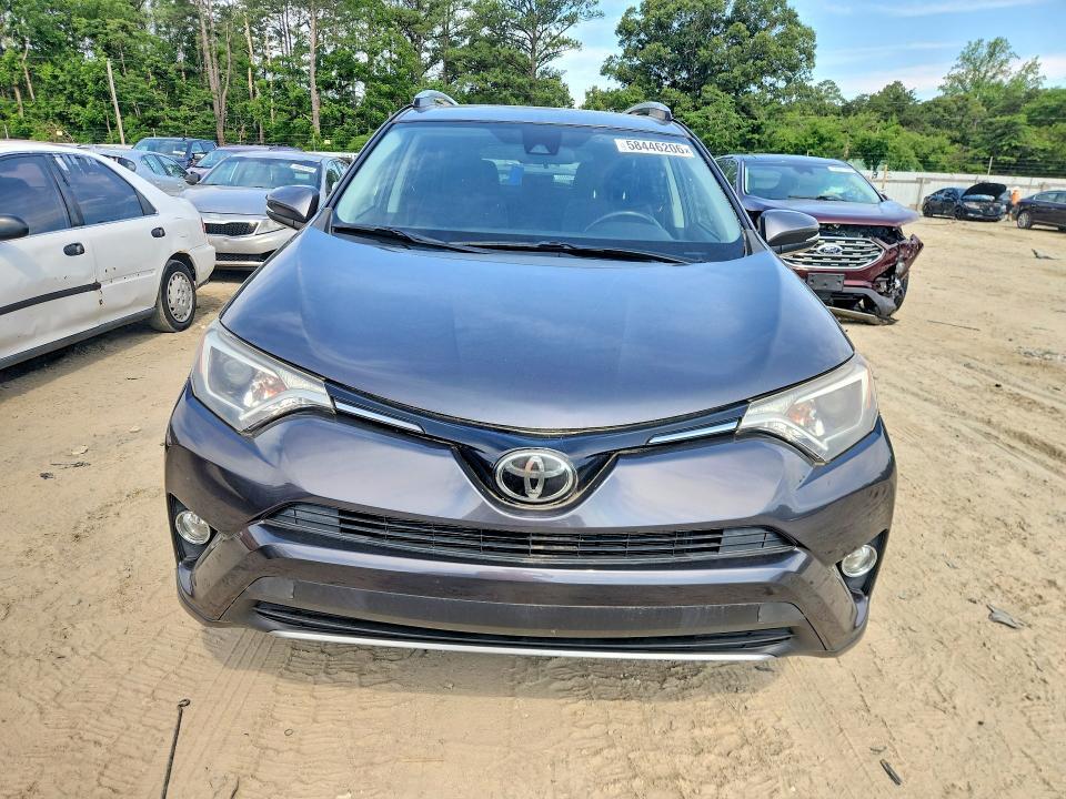 2018 TOYOTA RAV4 XLE — Фото 5 из 13