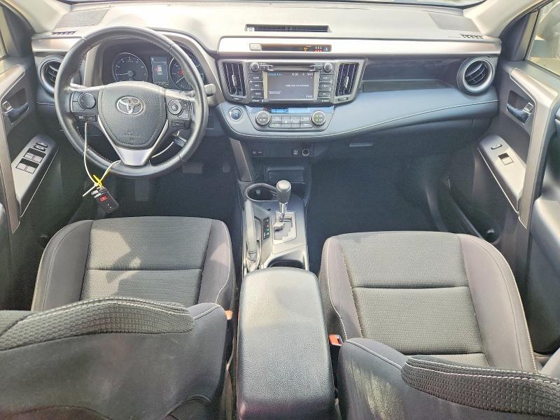 2018 TOYOTA RAV4 XLE — Фото 8 из 13