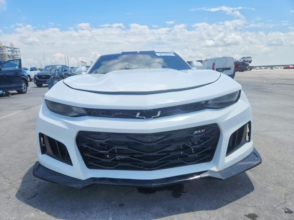 2017 CHEVROLET CAMARO SS — Фото 5 из 12