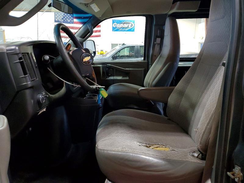1GCZGHFG6H1130070 2017 CHEVROLET EXPRESS G3500 photo no. 7