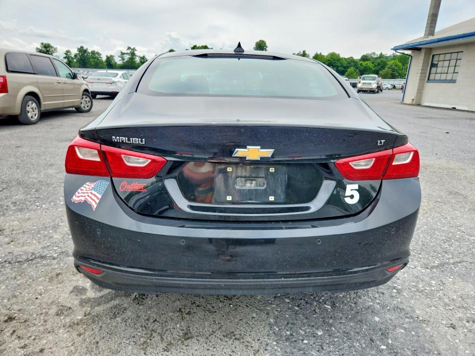 2017 CHEVROLET MALIBU LT — Фото 6 из 12