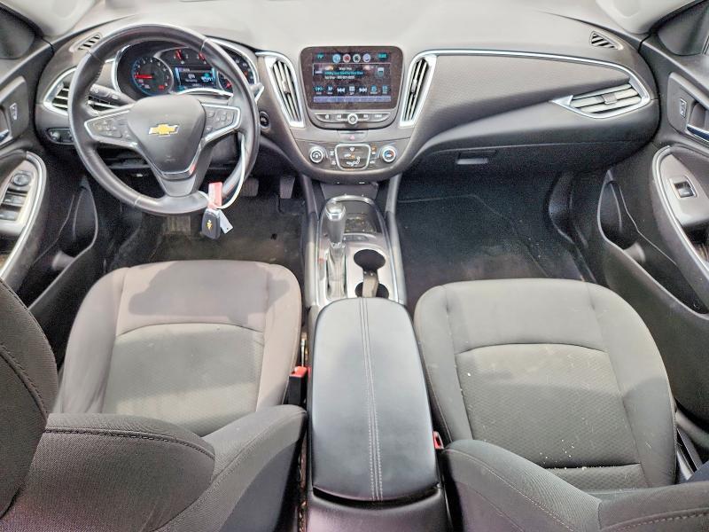 2017 CHEVROLET MALIBU LT — Фото 8 из 12