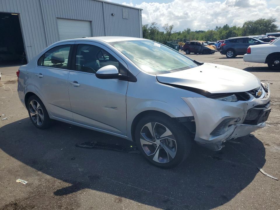 2017 CHEVROLET SONIC PREMIER — Фото 4 из 12