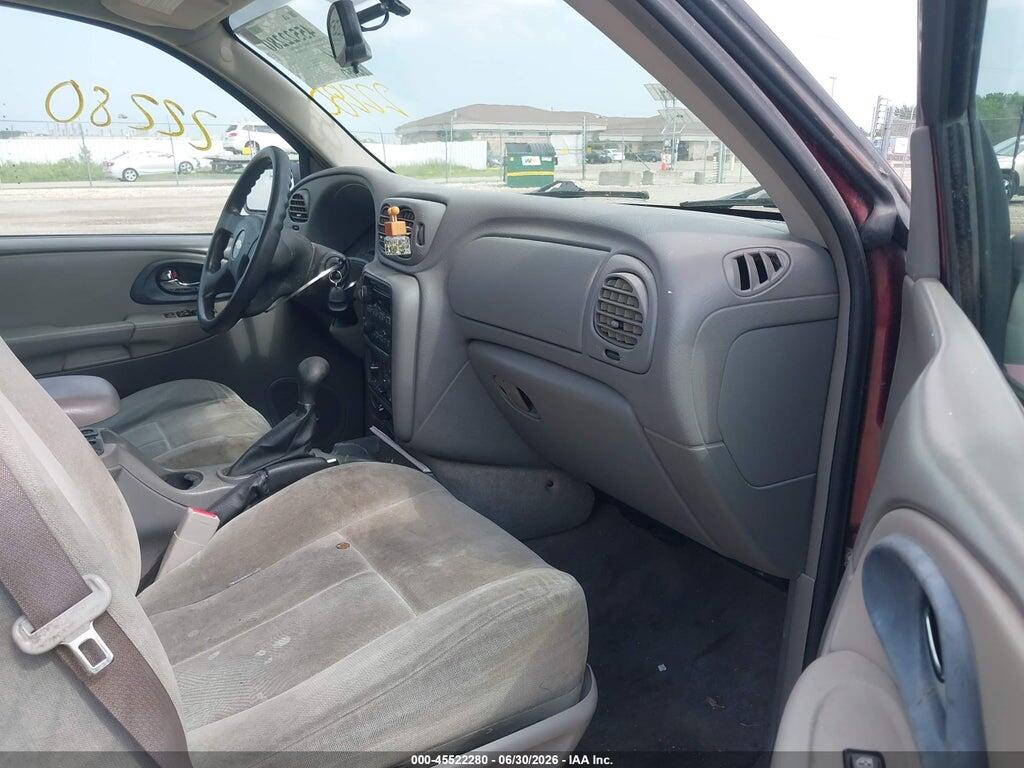 1GNDT13S352159156 2005 CHEVROLET TRAILBLAZER photo no. 5