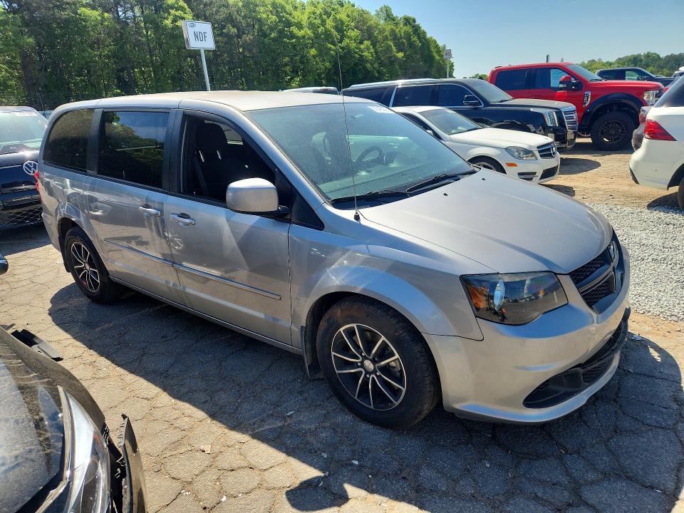 2C4RDGBG0HR548189 2017 DODGE GRAND CARAVAN photo no. 4