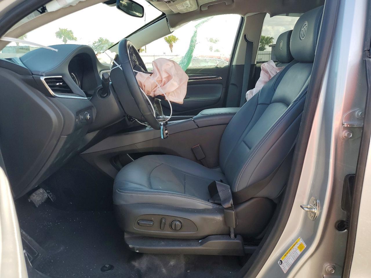 2020 BUICK ENCLAVE ESSENCE — Фото 7 из 13
