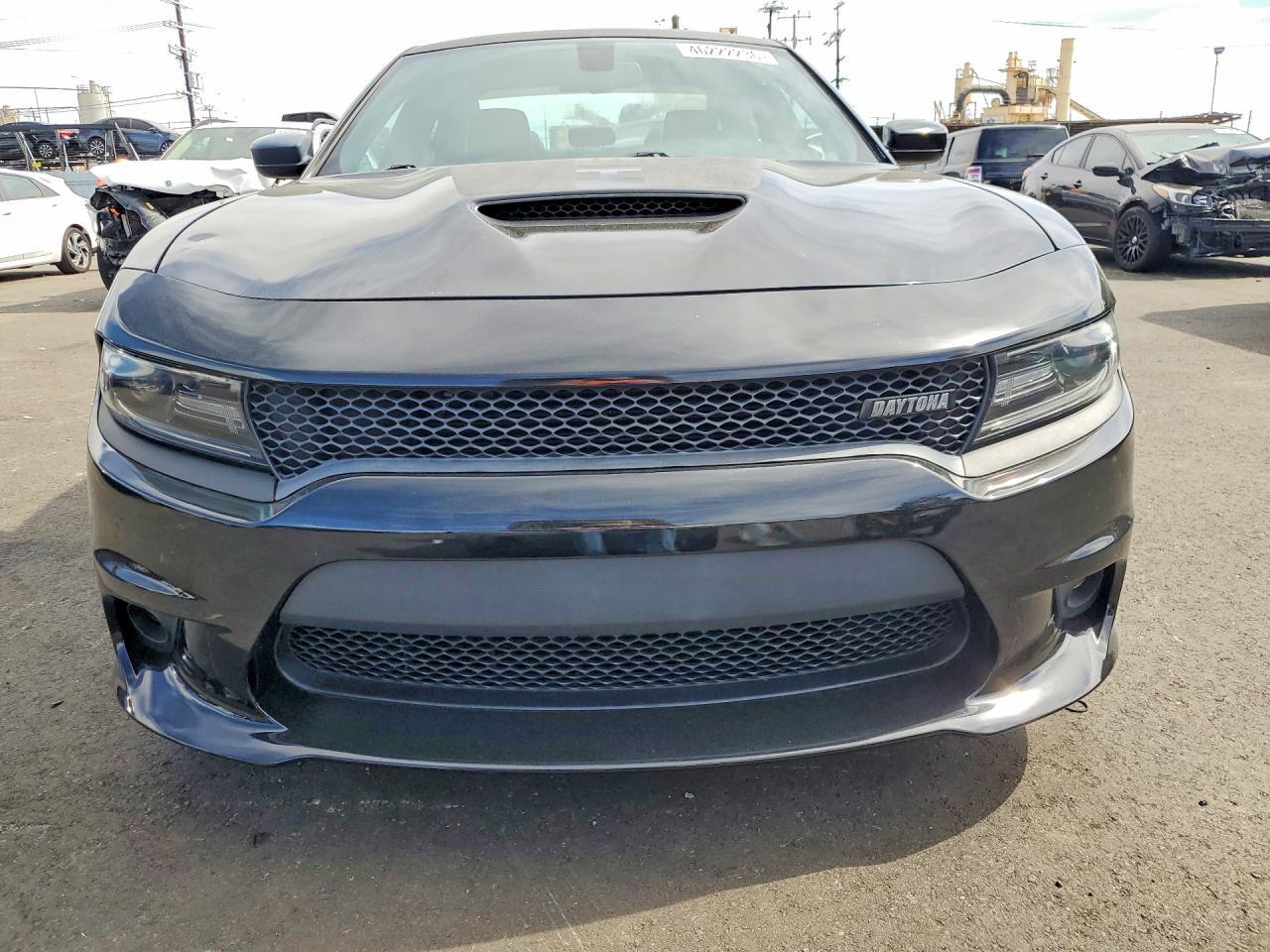 2017 DODGE CHARGER R — Фото 5 из 12
