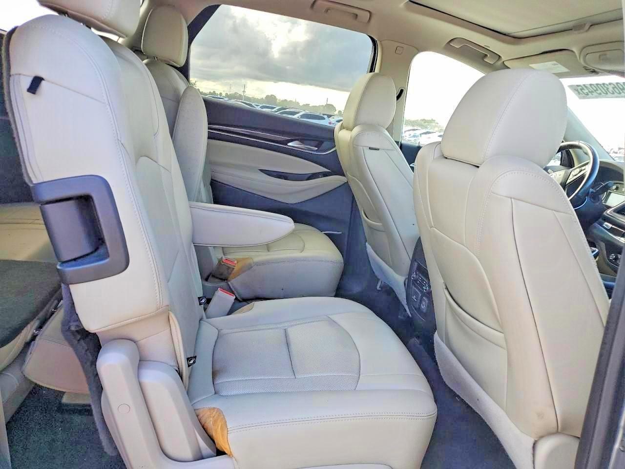 2020 BUICK ENCLAVE PREMIUM — Фото 10 из 12