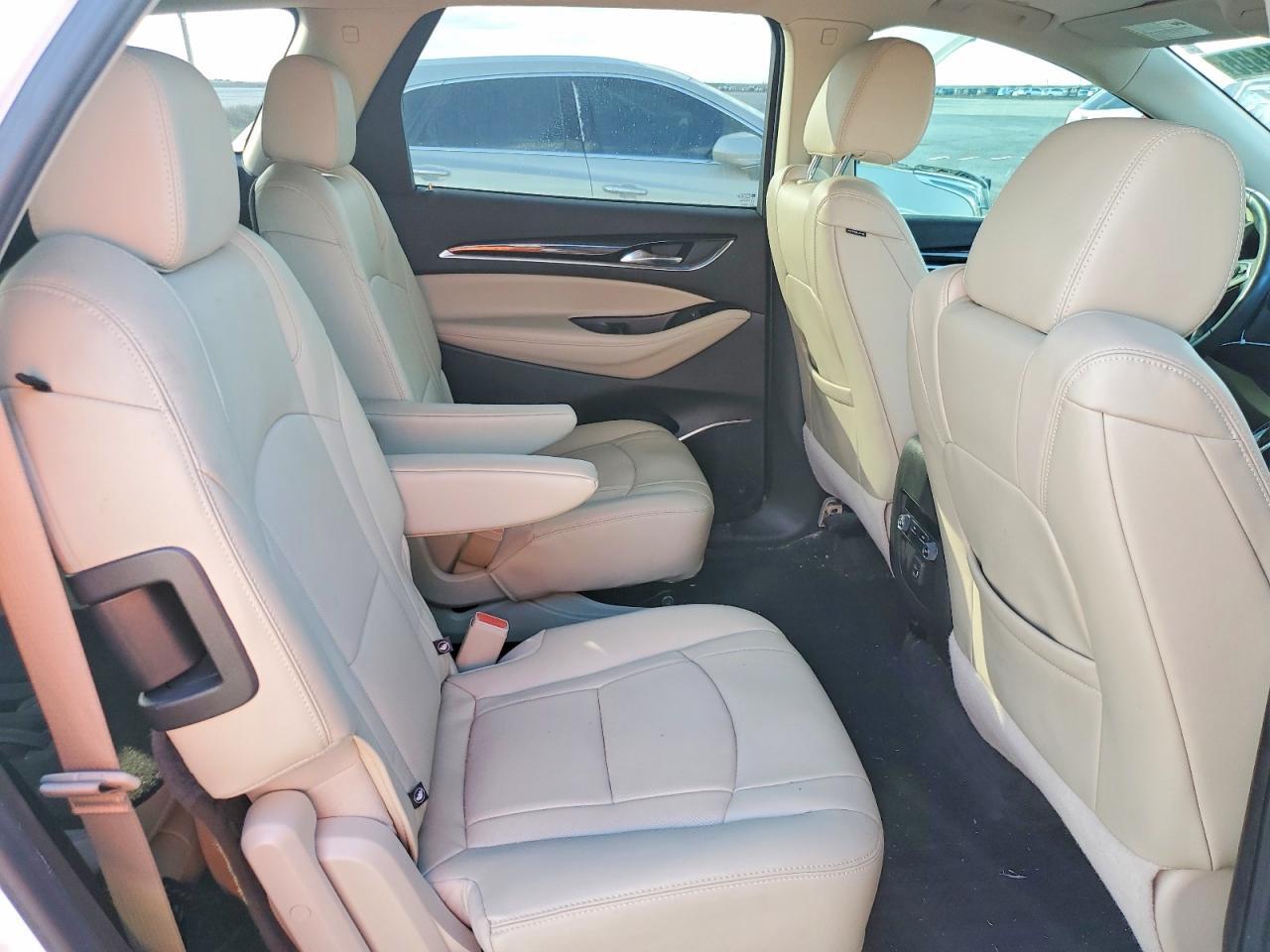 2020 BUICK ENCLAVE ESSENCE — Фото 10 из 12