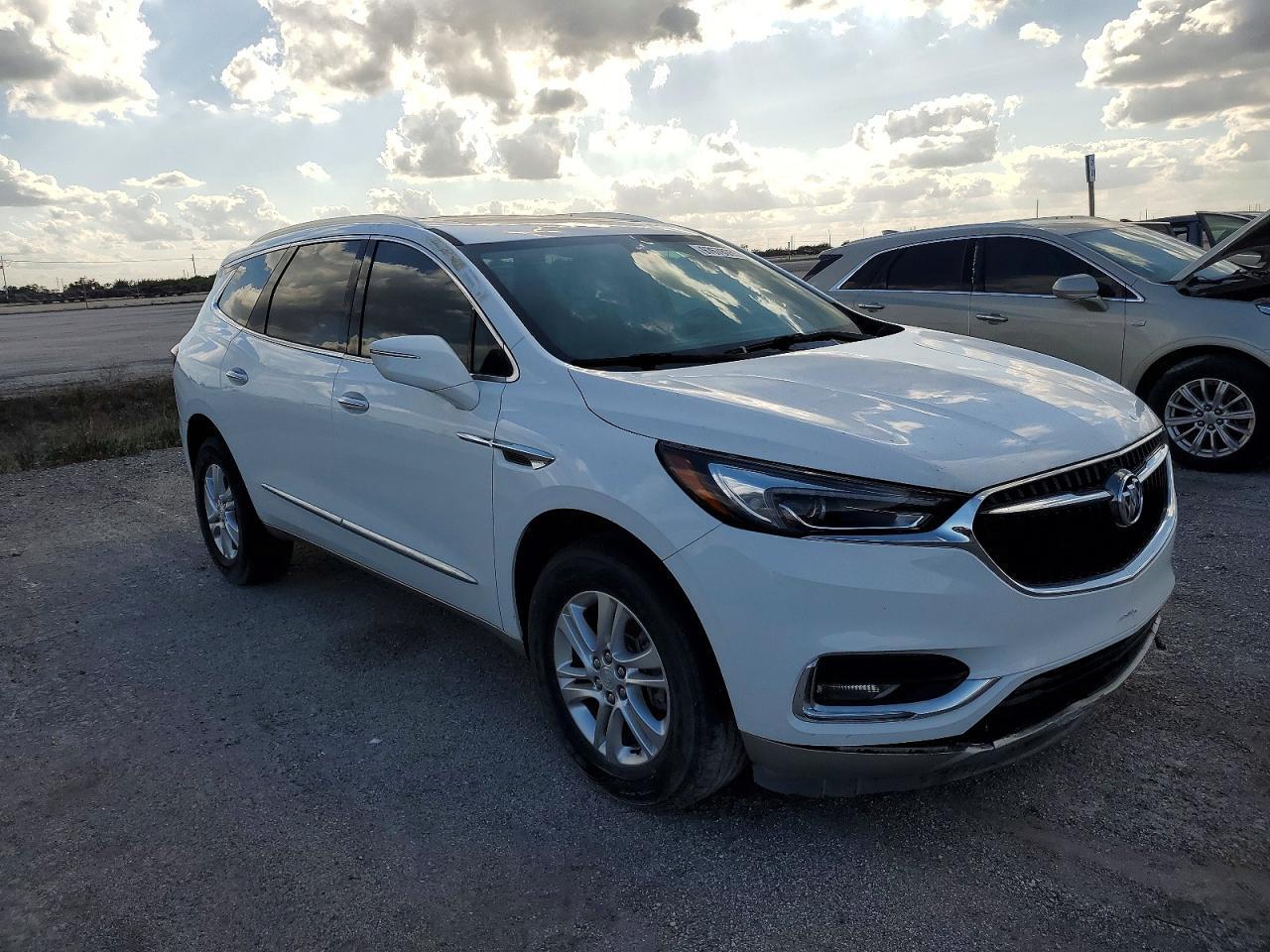 2020 BUICK ENCLAVE ESSENCE — Фото 4 из 12