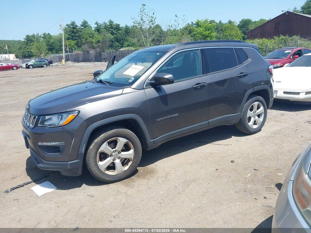 3C4NJDBB9JT177871 2018 JEEP COMPASS photo no. 2
