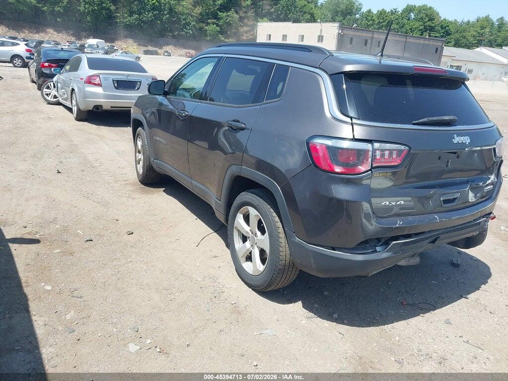 3C4NJDBB9JT177871 2018 JEEP COMPASS photo no. 3