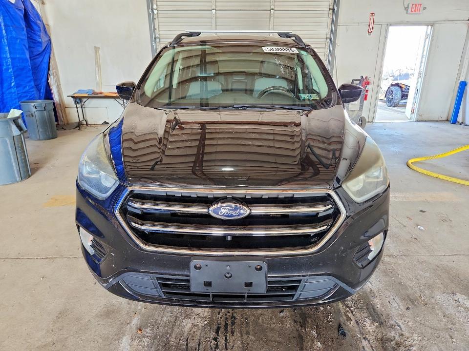 2017 FORD ESCAPE SE — Фото 5 из 13