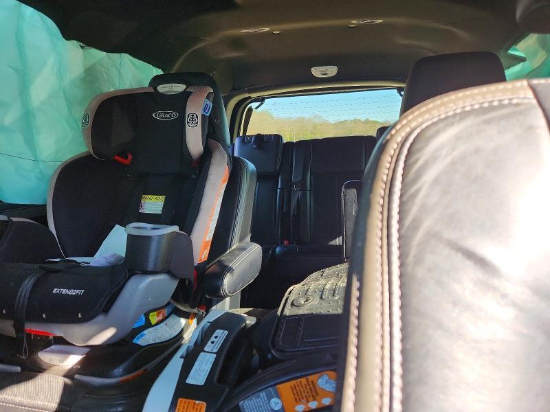 2017 FORD EXPEDITION PLATINUM — Фото 10 из 13