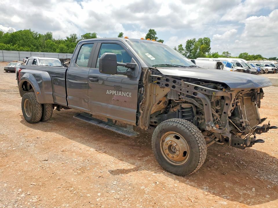 2017 FORD F350 SUPER DUTY — Фото 4 из 12