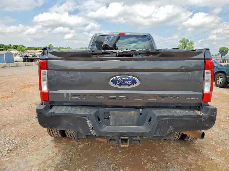 2017 FORD F350 SUPER DUTY — Фото 6 из 12