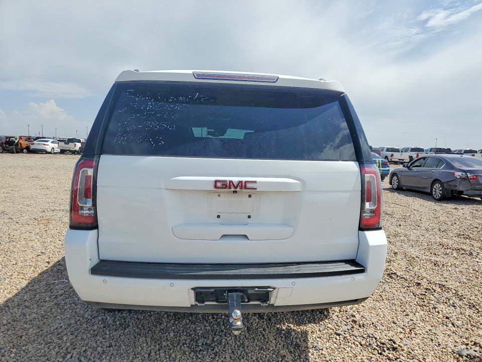 2017 GMC YUKON XL K1500 SLT — Фото 6 из 13