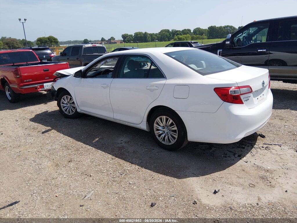 4T4BF1FK1ER412449 2014 TOYOTA CAMRY photo no. 3